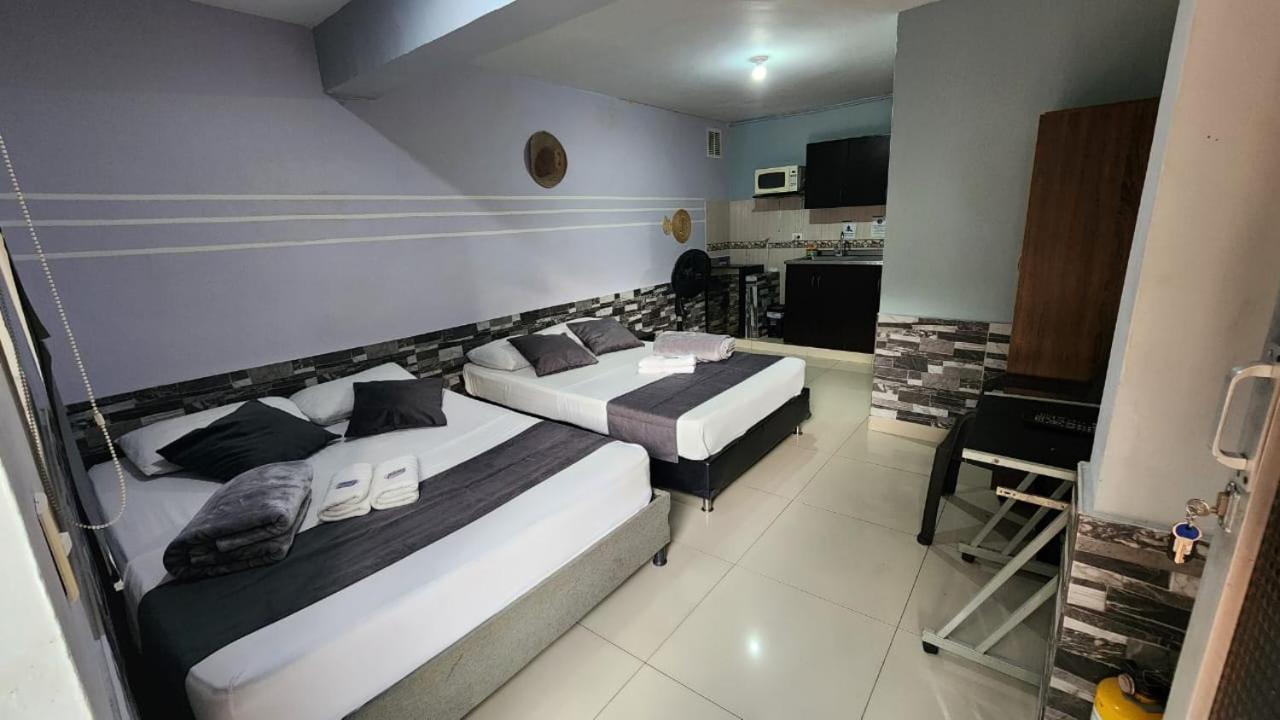 Hotel Medellin Calasanz Exterior photo