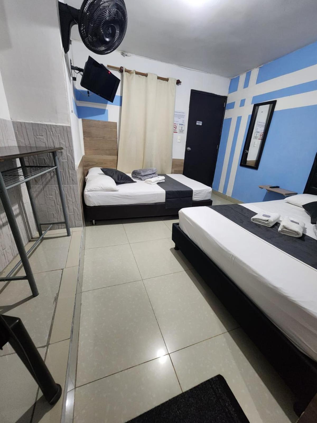 Hotel Medellin Calasanz Exterior photo