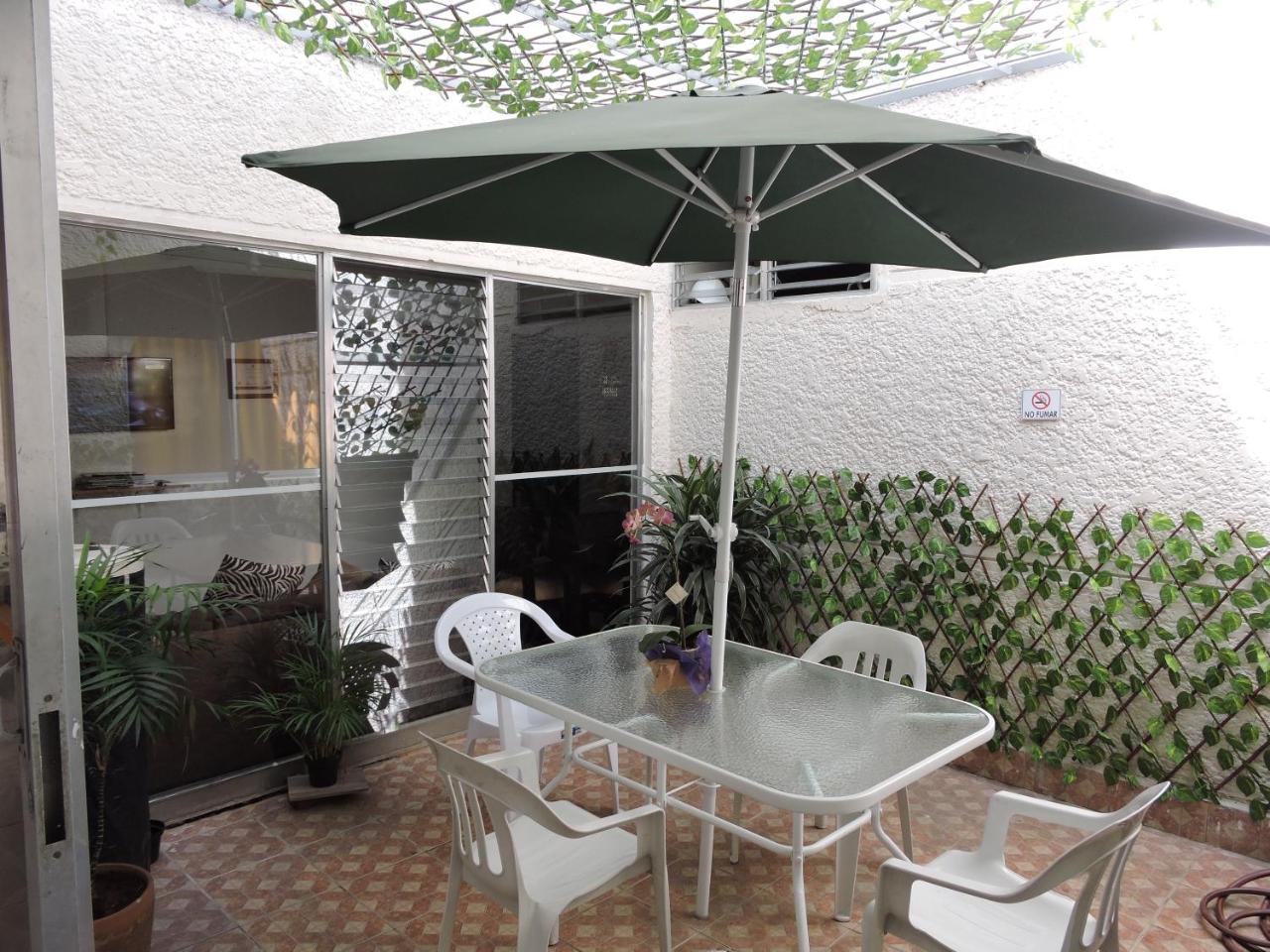 Hotel Medellin Calasanz Exterior photo